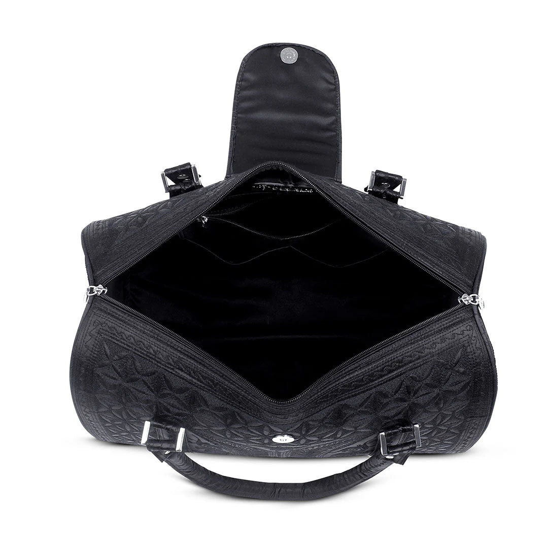 Mini Weekender Bag - Kala in black color. Inside view.