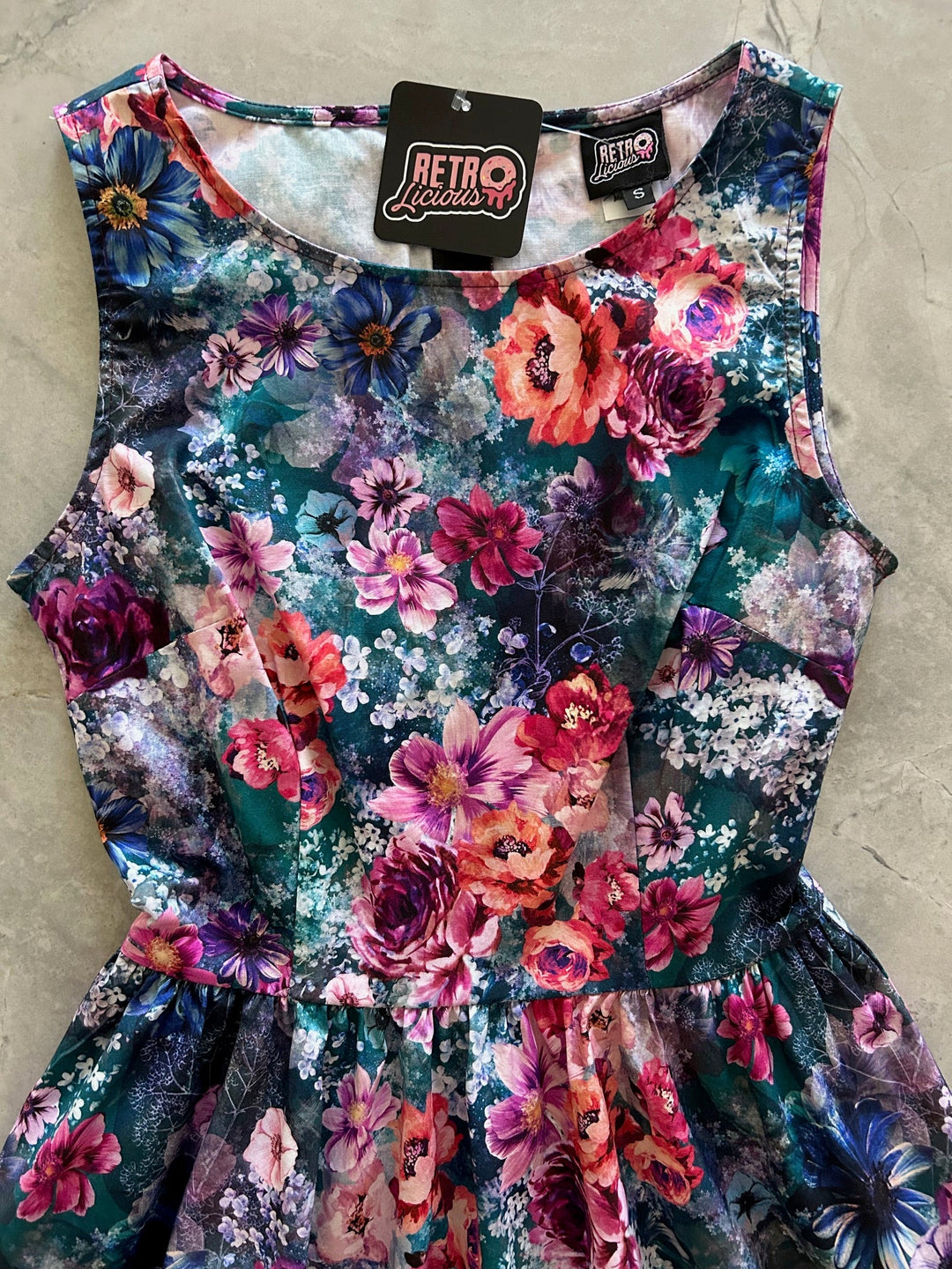 Moody Floral Vintage Dress M