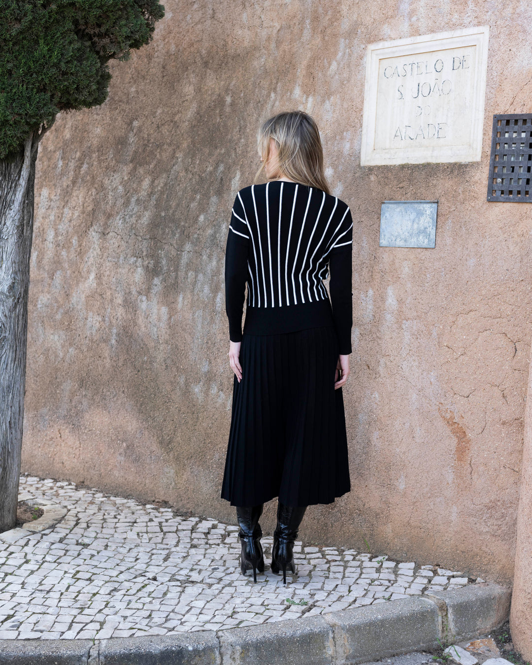 Ladies Vertical Striped Sweater