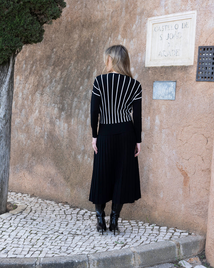 Ladies Vertical Striped Sweater