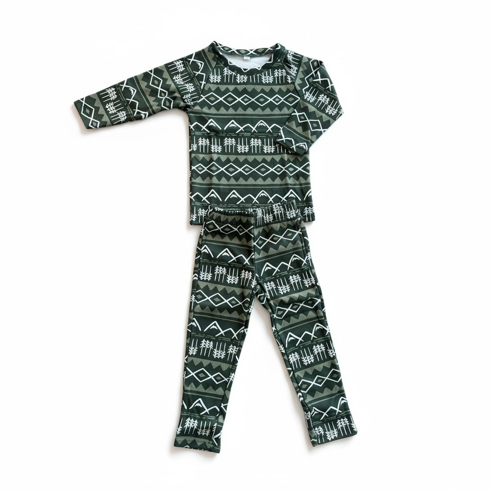 Green Mountain Fleece Mid Layer from KADOU Boutique