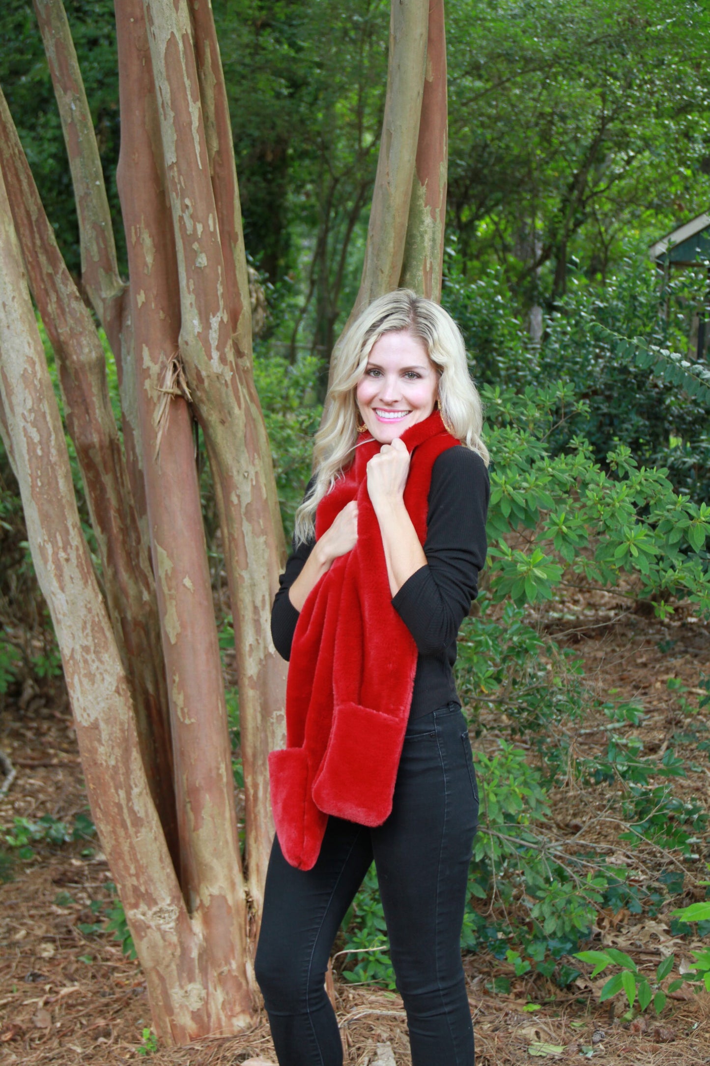 Plush Scarf with Pockets - Solid Color