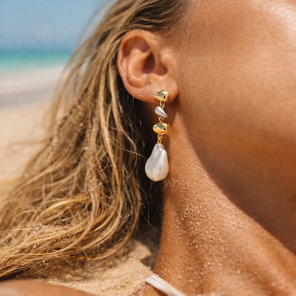 River Two Tone Pearl Earring from KADOU Boutique