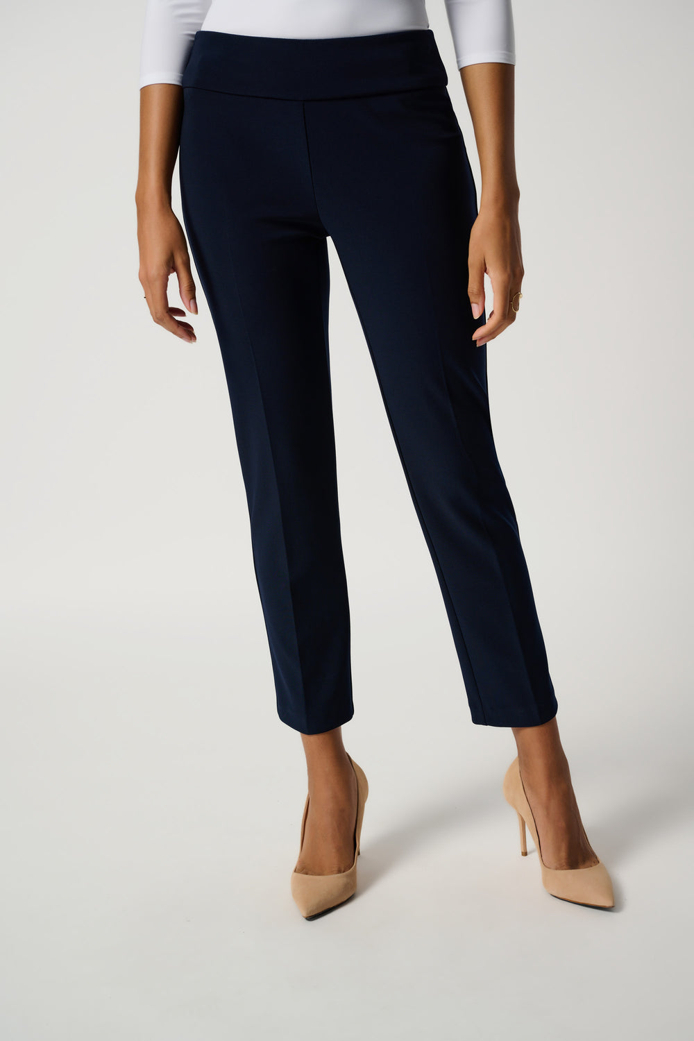 Classic Cropped Pant - 181089F25-2166 from KADOU Boutique