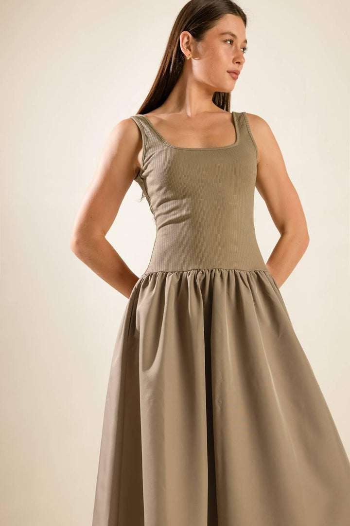 LIGHT UP THE SKY WOVEN MIDI DRESS