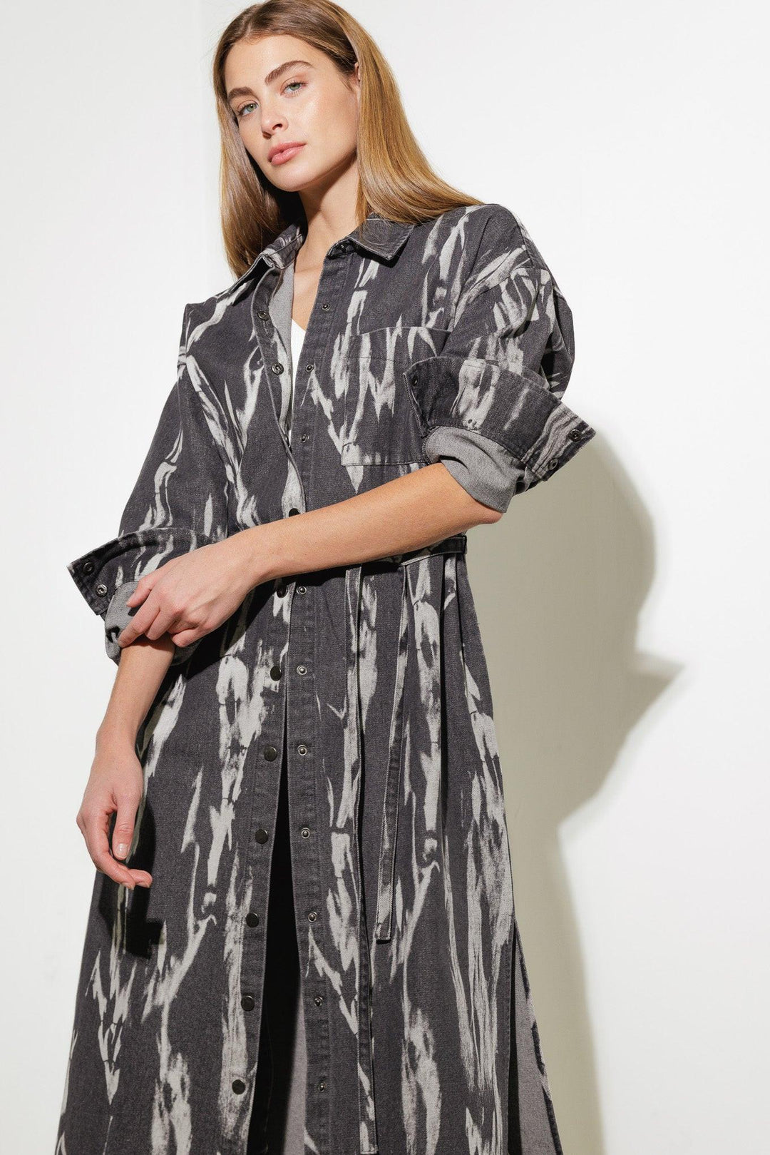 HERE &amp; NOW WOVEN DENIM MIDI SHIRT DRESS