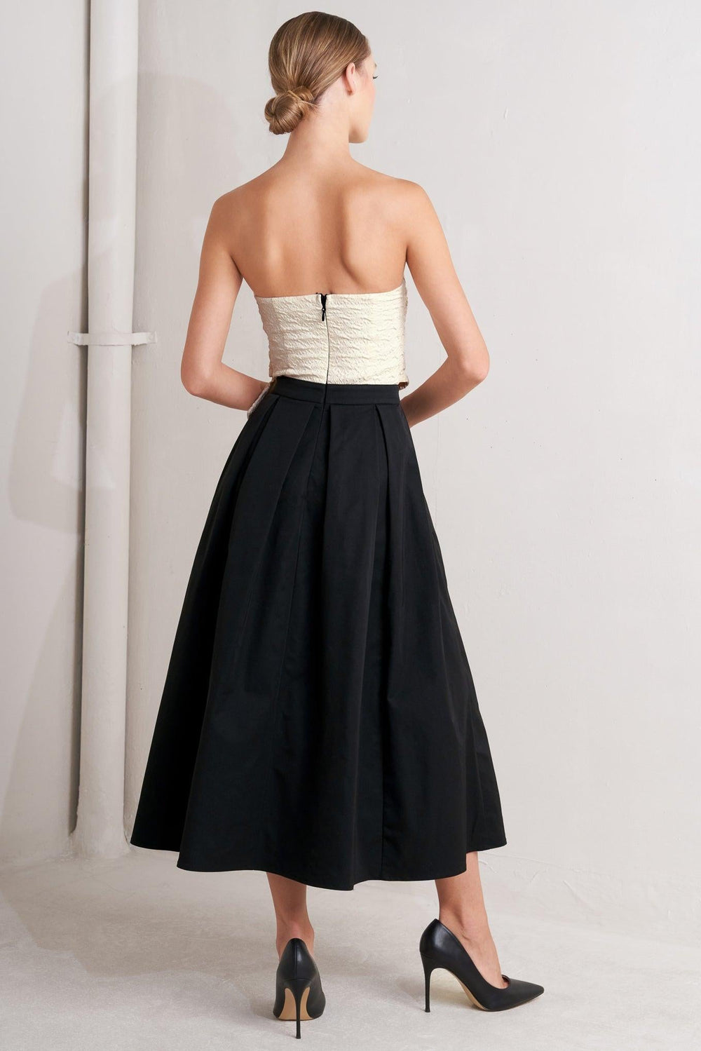 Mono Ballet Woven Midi Dress from KADOU Boutique