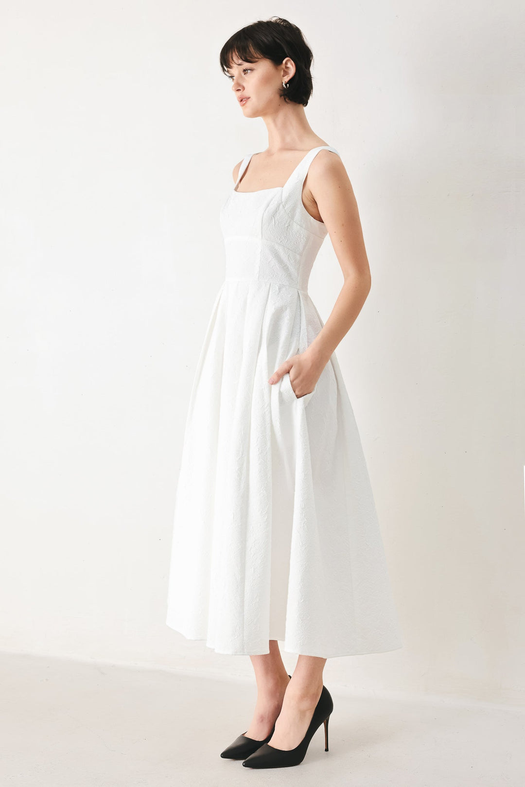 TIMELESS ROMANCE RED/WHITE FULL-SKIRT MIDI DRESS