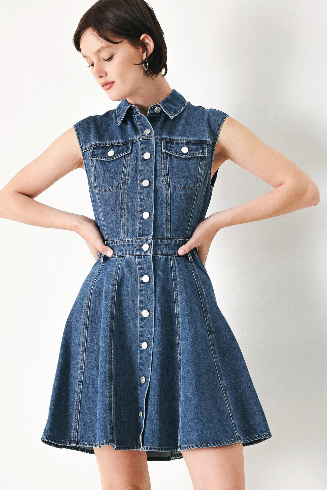 casual glam dress casual glam holiday look The Fashion Fuse