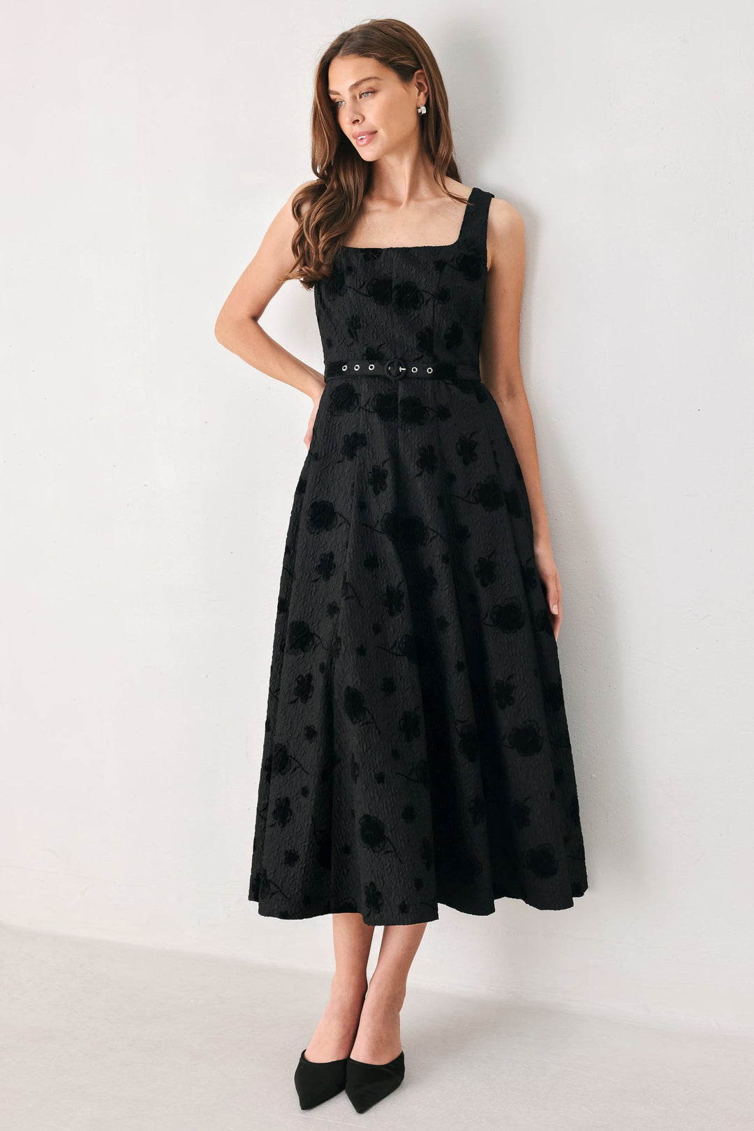 MIDNIGHT DRAMA BLACK STATEMENT MIDI DRESS