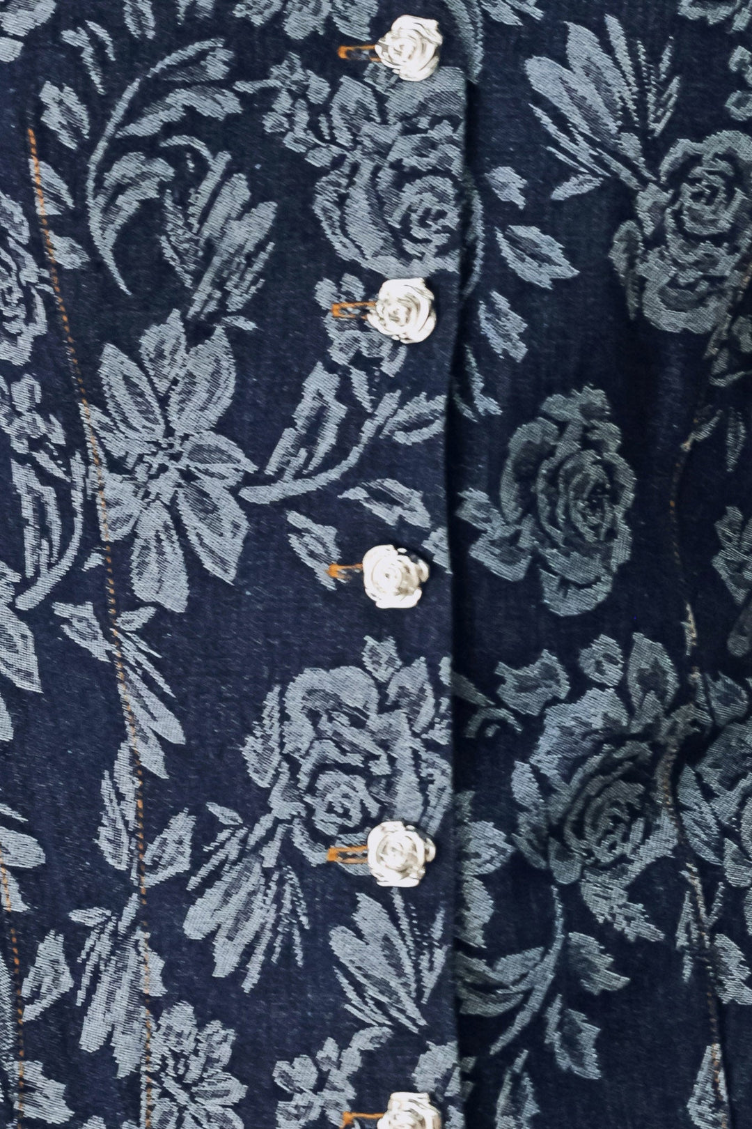 ROSETTE FLORAL WOVEN JACQUARD TOP
