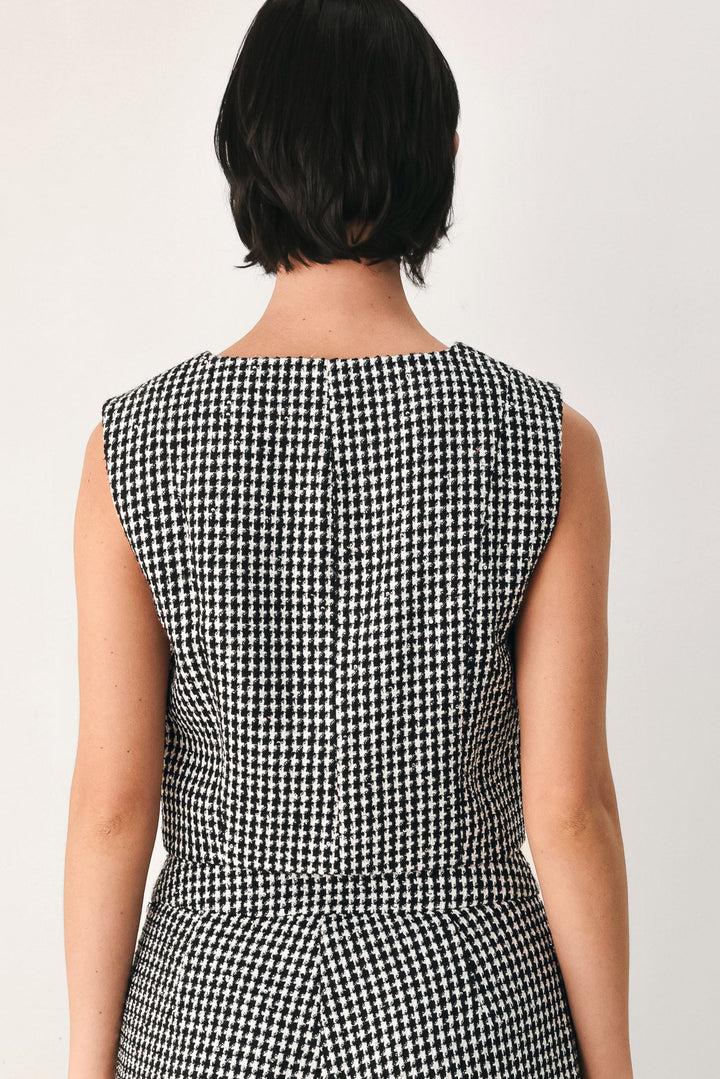 CHECKED IN SPARKLE HOUNDSTOOTH VEST