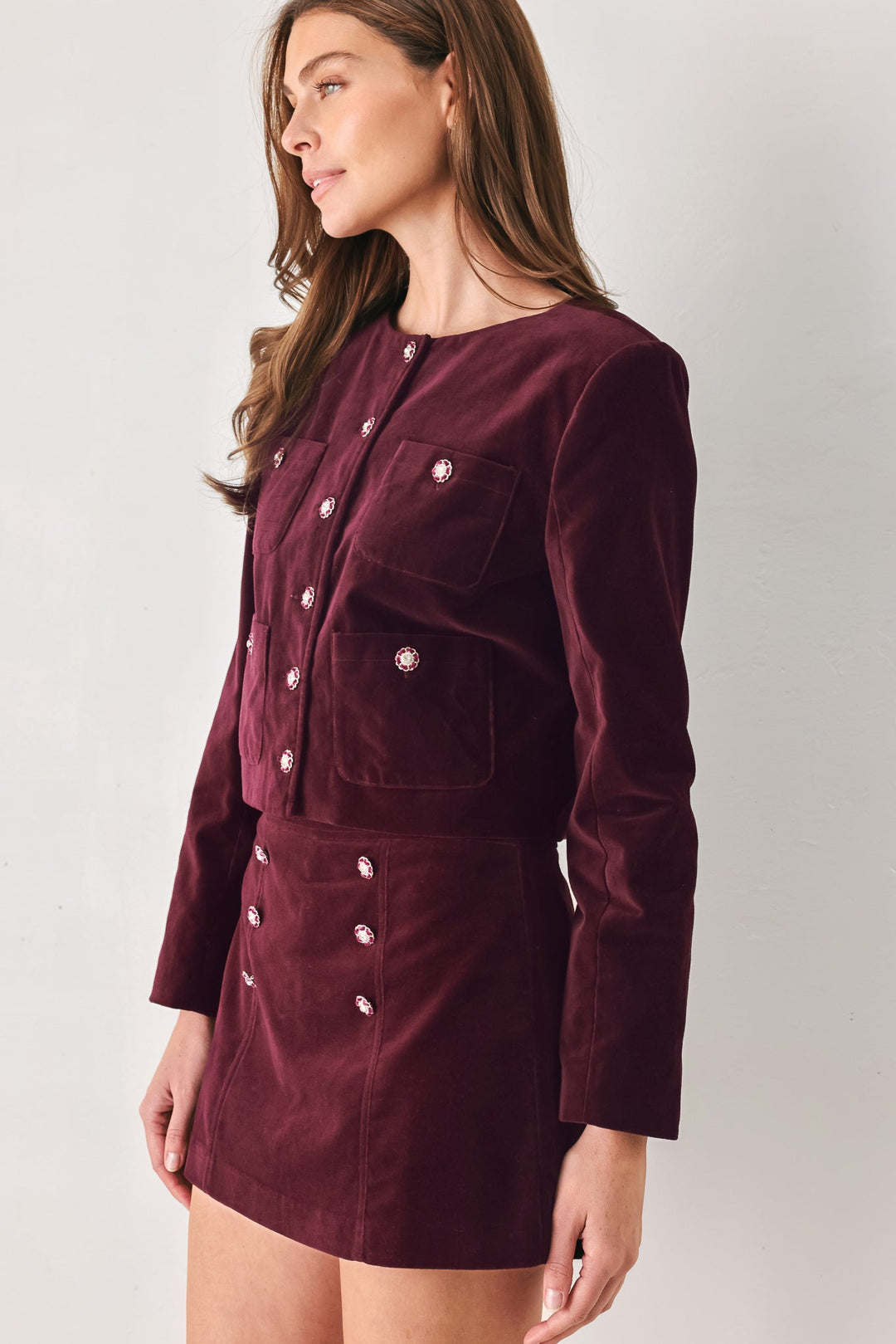 BORDEAUX VELVET BURGUNDY JEWEL-BUTTON CROPPED JACKET