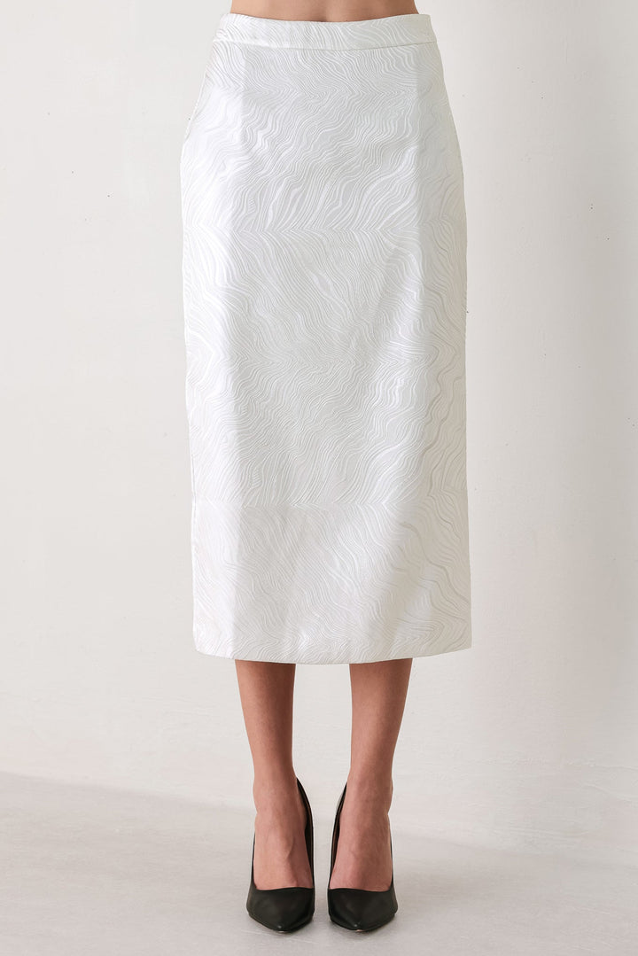 IVORY TEXTURE WHITE WOVEN PENCIL SKIRT