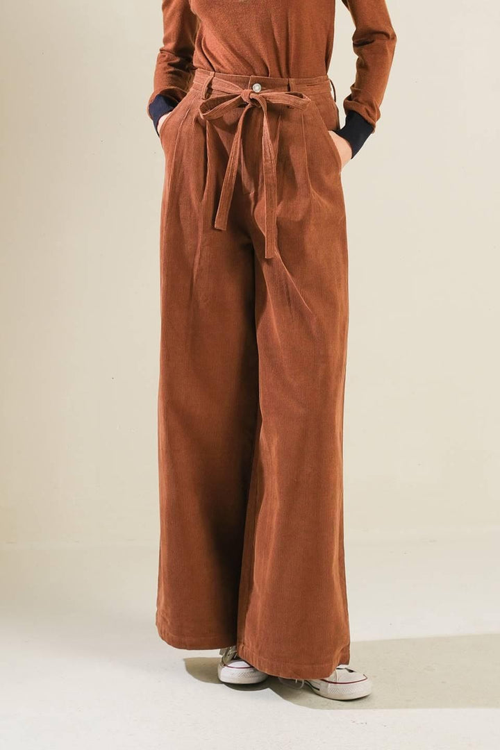 The Fame Woven Pants from KADOU Boutique