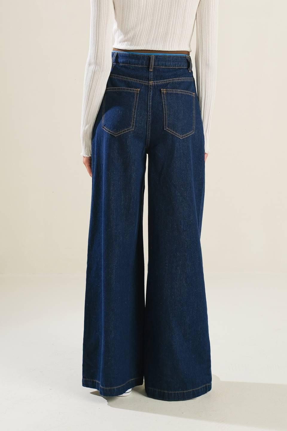 Crisp Canvas Denim Pants from KADOU Boutique