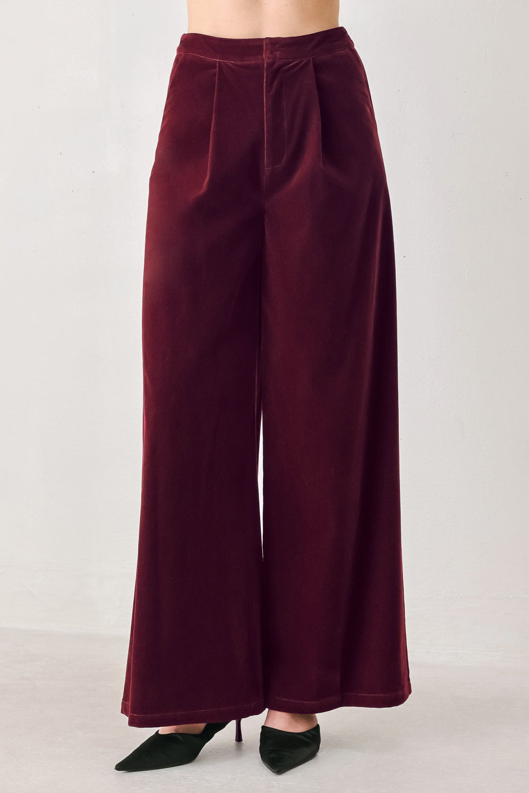 COY CHARM VELVET PANTS