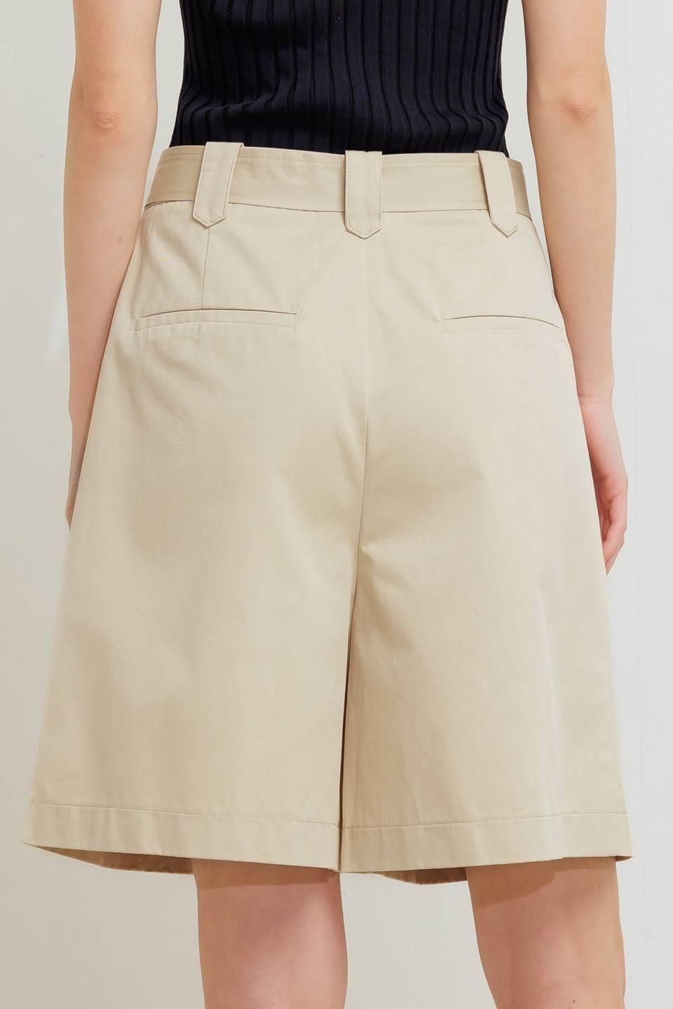 Modern Voyager Woven Bermuda Short from KADOU Boutique