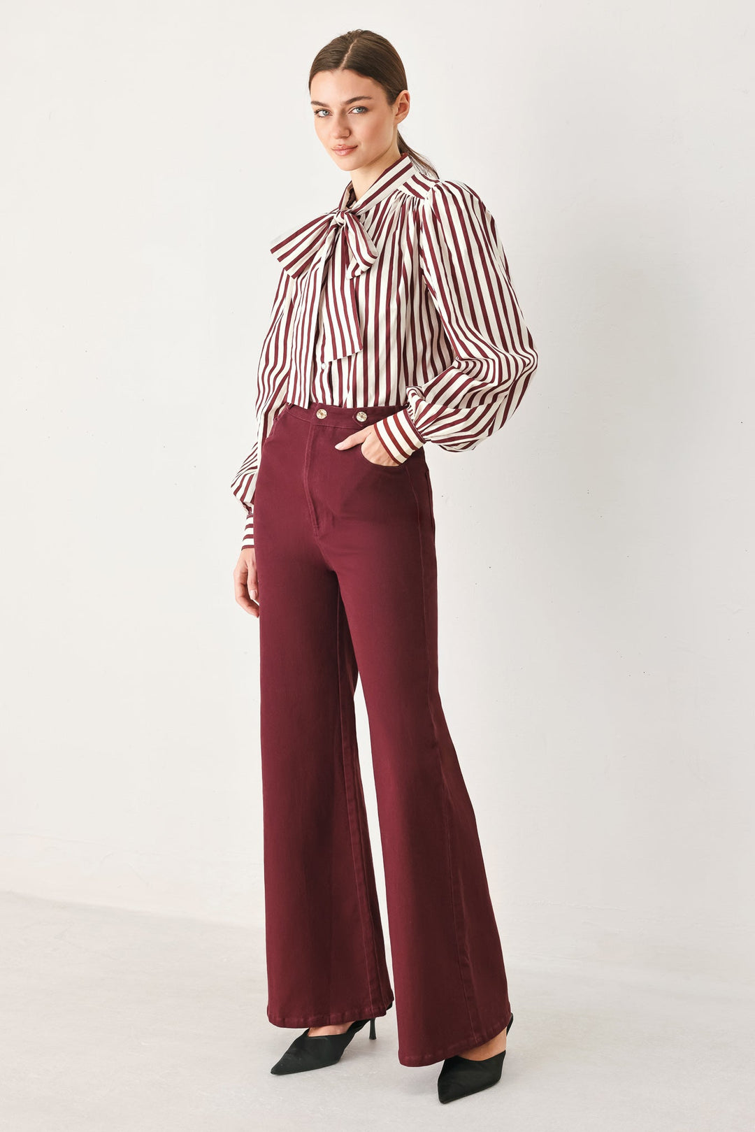 MERLOT RIDGE WOVEN PANTS
