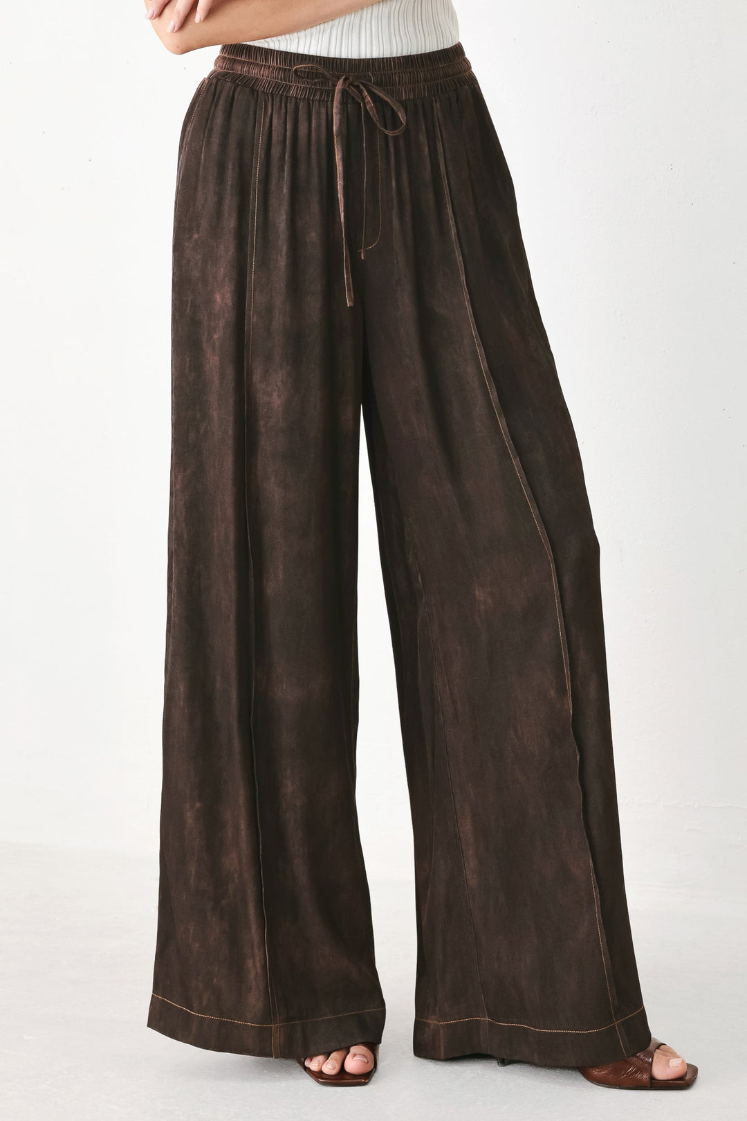 Sable Lounge Woven Pants from KADOU Boutique
