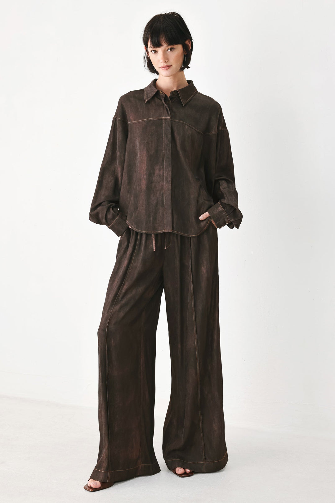 Sable Lounge Woven Pants from KADOU Boutique