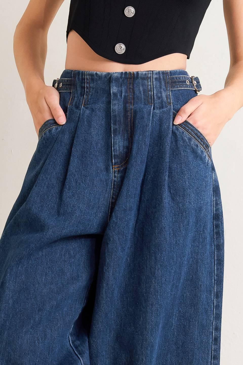Sharp Femininity Denim Pants from KADOU Boutique