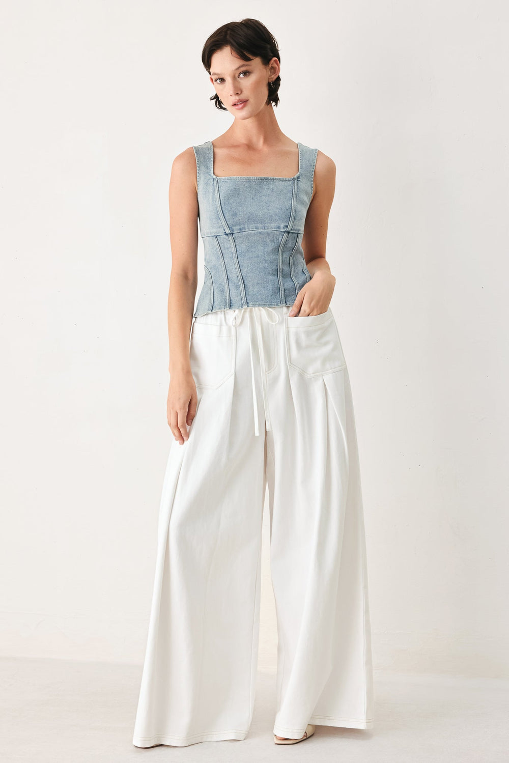 Hamptons Escape Woven Pants from KADOU Boutique