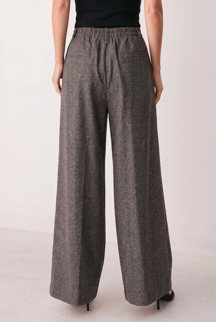 Cocoa Structure Brown Wide-Leg Pants from KADOU Boutique