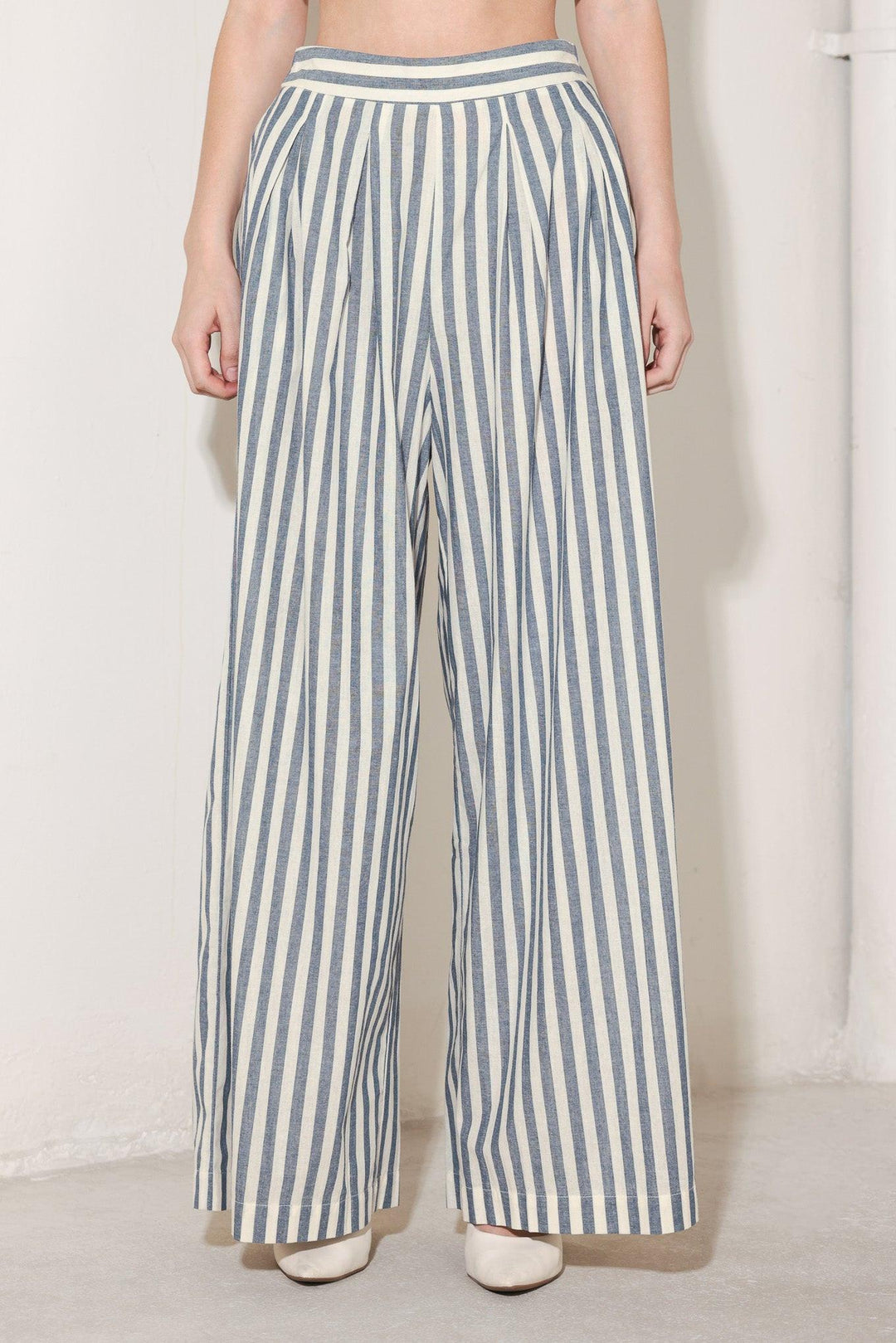 Preorder Ocean Drive Rhythm Woven Pants from KADOU Boutique