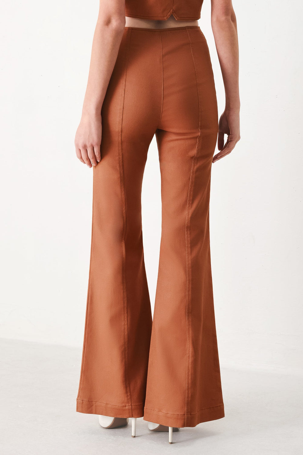 Sahara Edit Woven Pants from KADOU Boutique