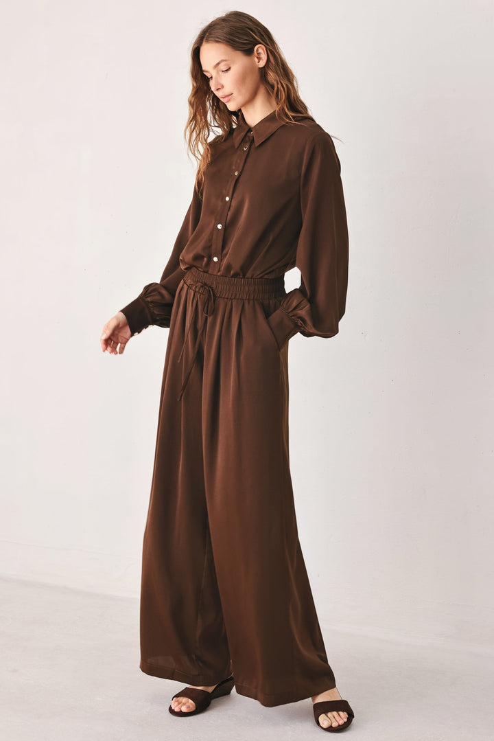 Canyon Brown Elastic Waist Woven Pants from KADOU Boutique