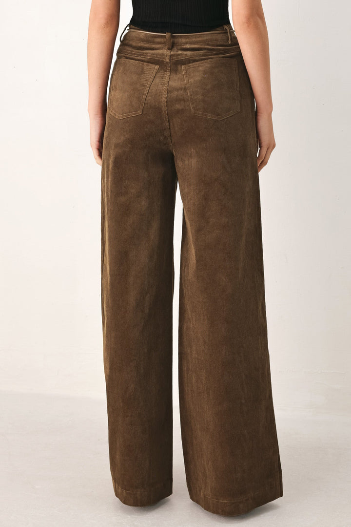 AUTUMN IN MANHATTAN BELTED CORDUROY PANTS