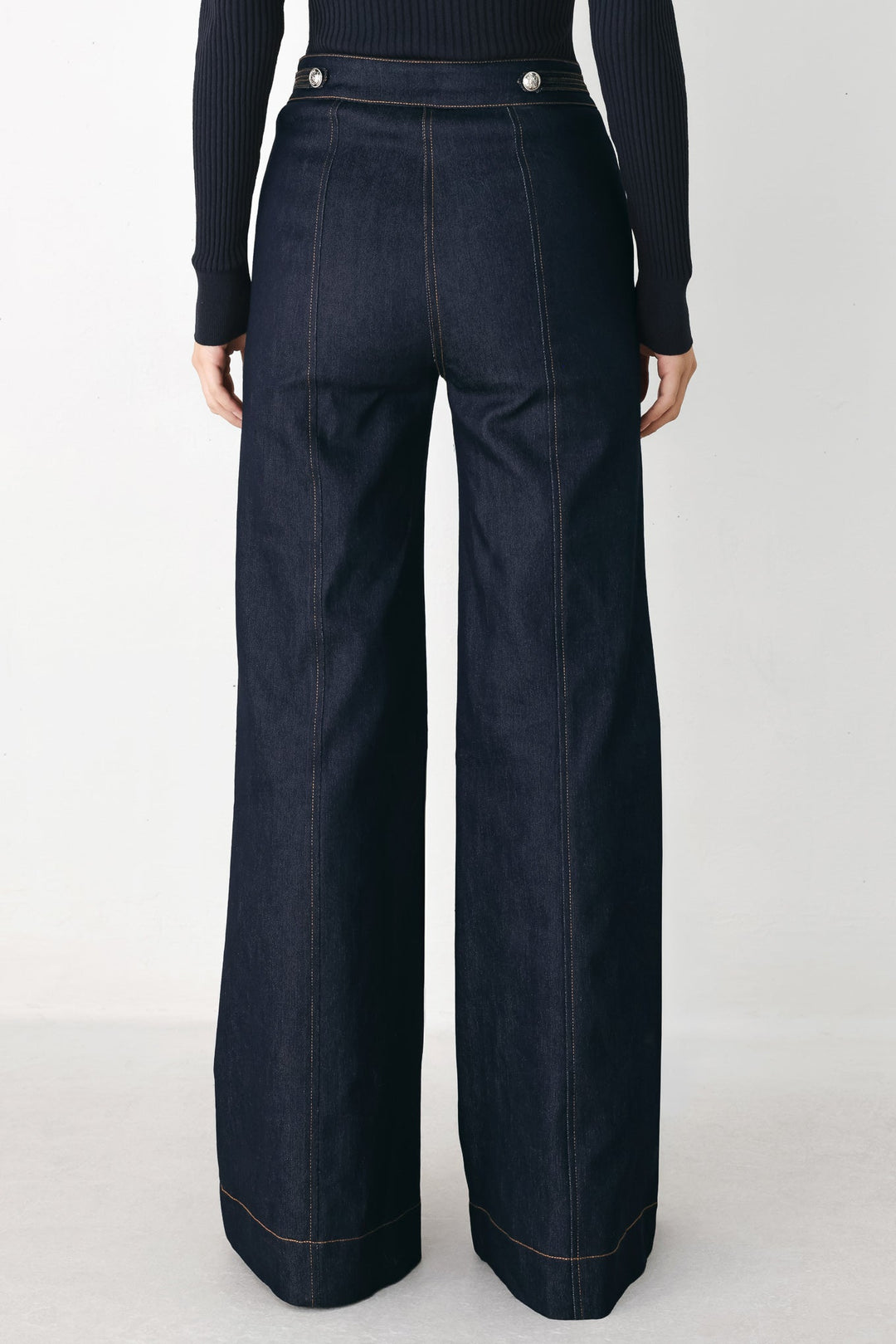 INDIGO IMPRESSION BUTTON DETAIL FLARE JEANS