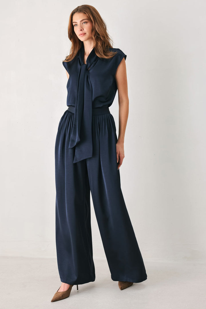 NAVY KNOT NAVY PLEATED WIDE-LEG PANTS