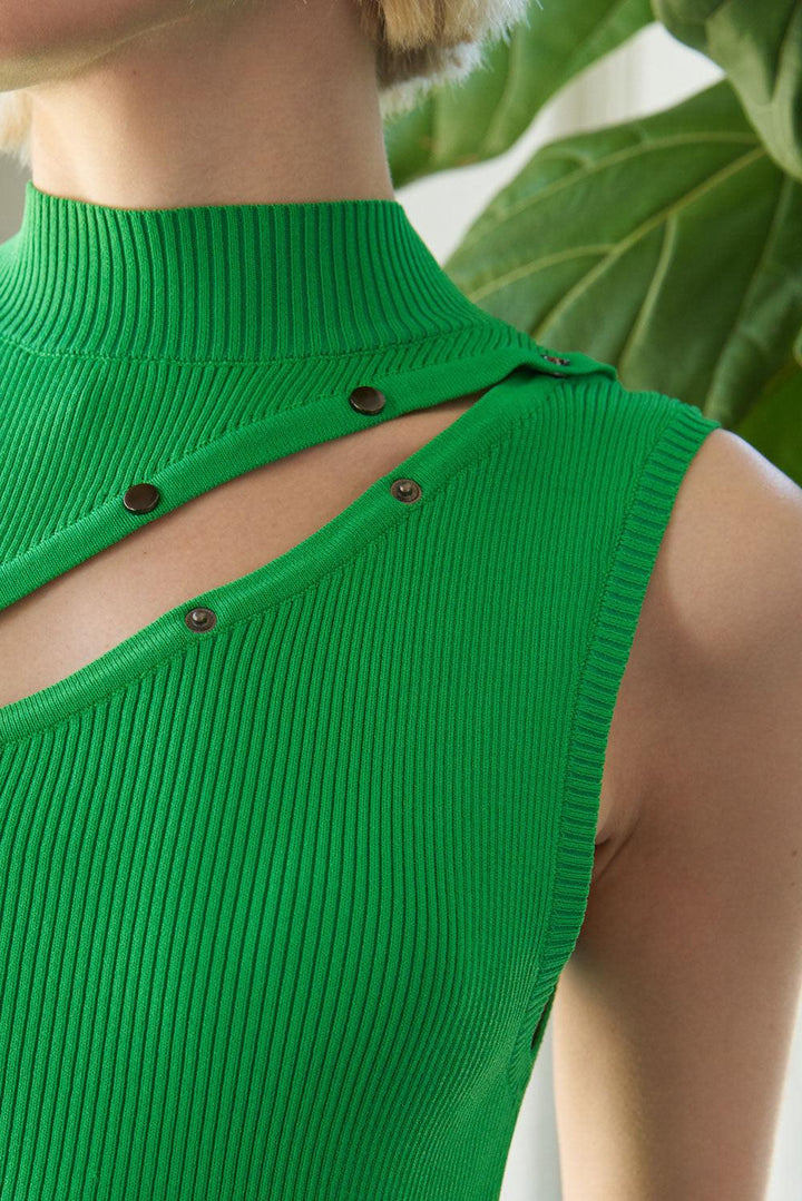 WORK IN PROGRESS SWEATER TOP