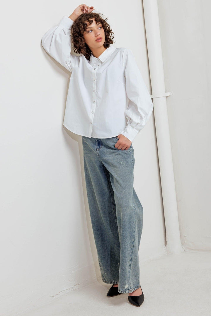 WHITE NOISE SOLID WOVEN TOP