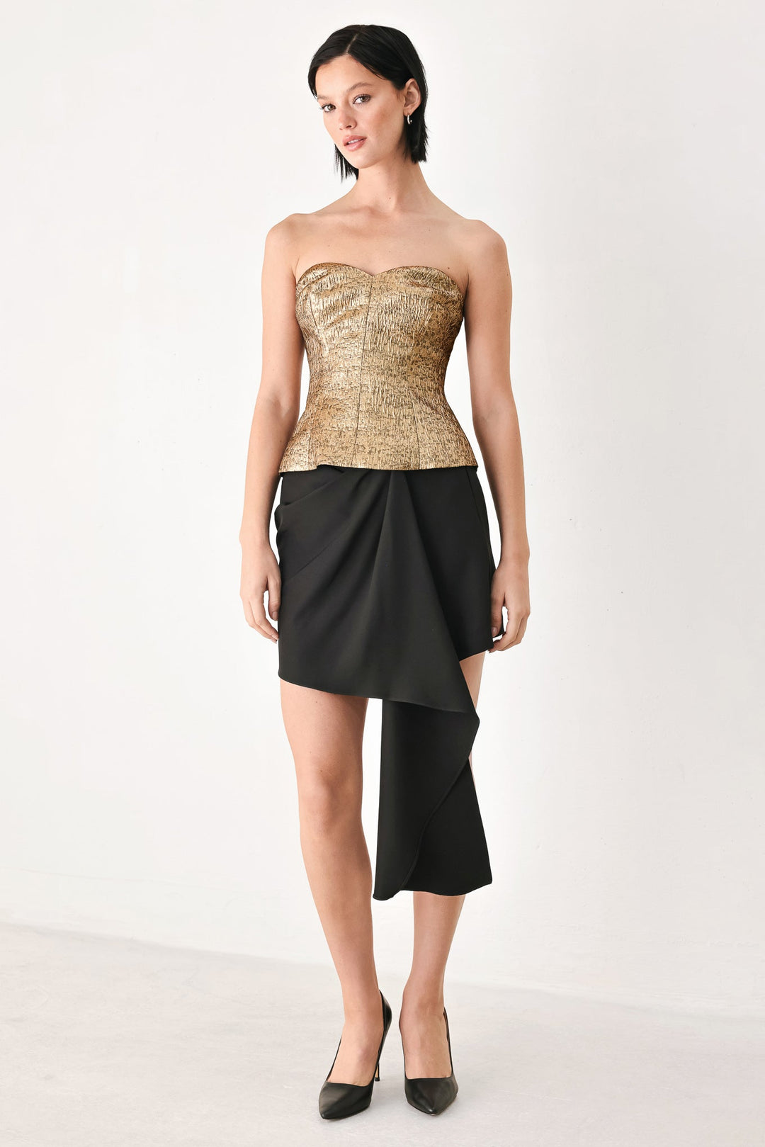 Gold Rush Metallic Sweetheart Tube Top from KADOU Boutique