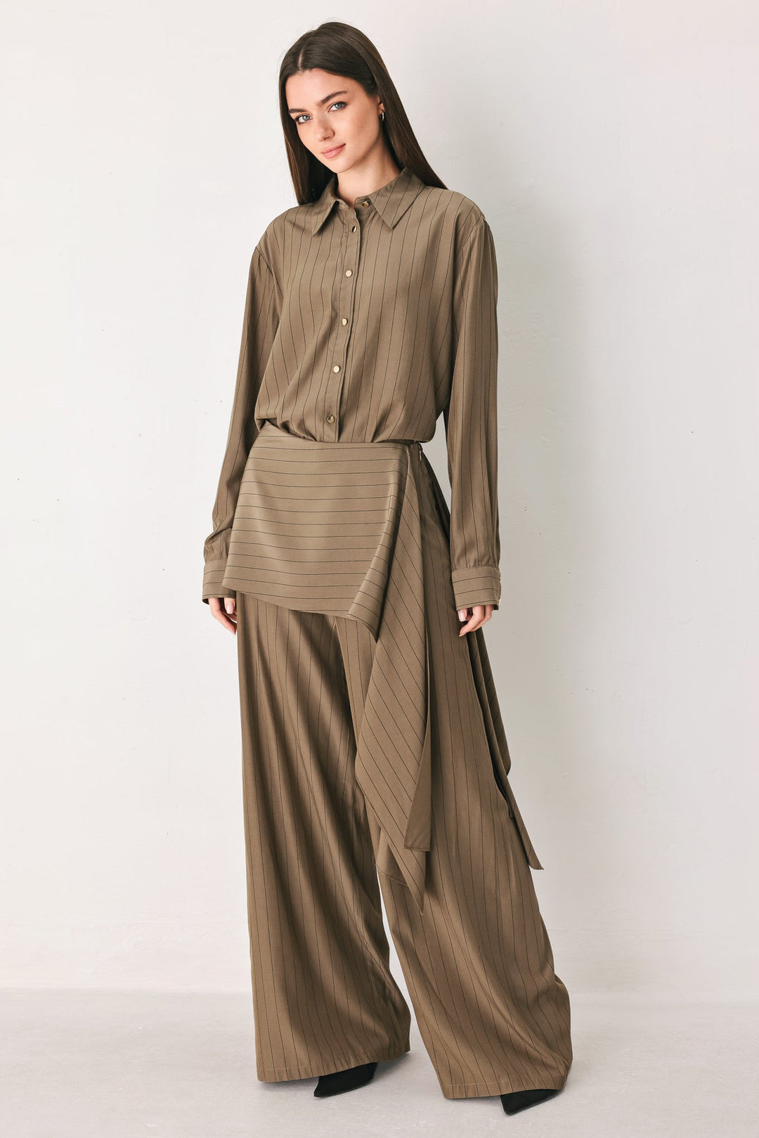 STRIPED DRAMA BROWN&amp; BLACK BUTTON-DOWN TOP
