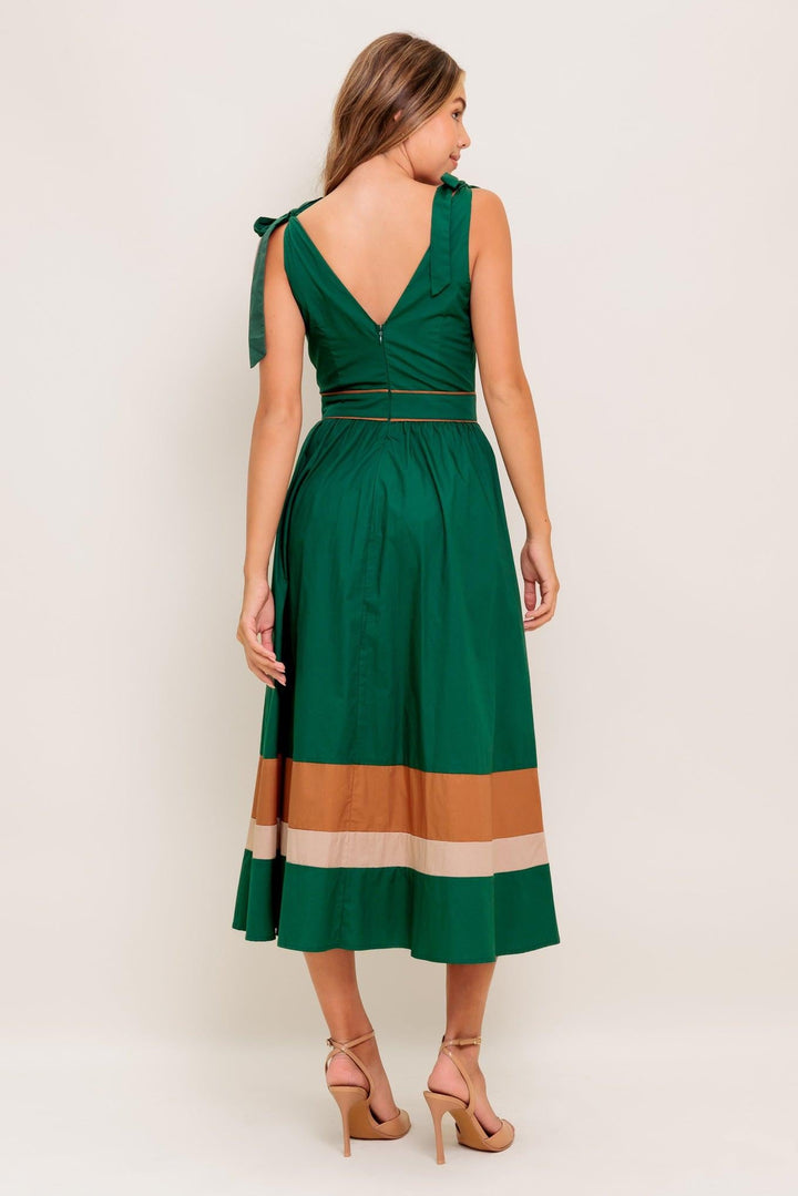 FOREST CHARM WOVEN COLOR BLOCKED MIDI DRESS