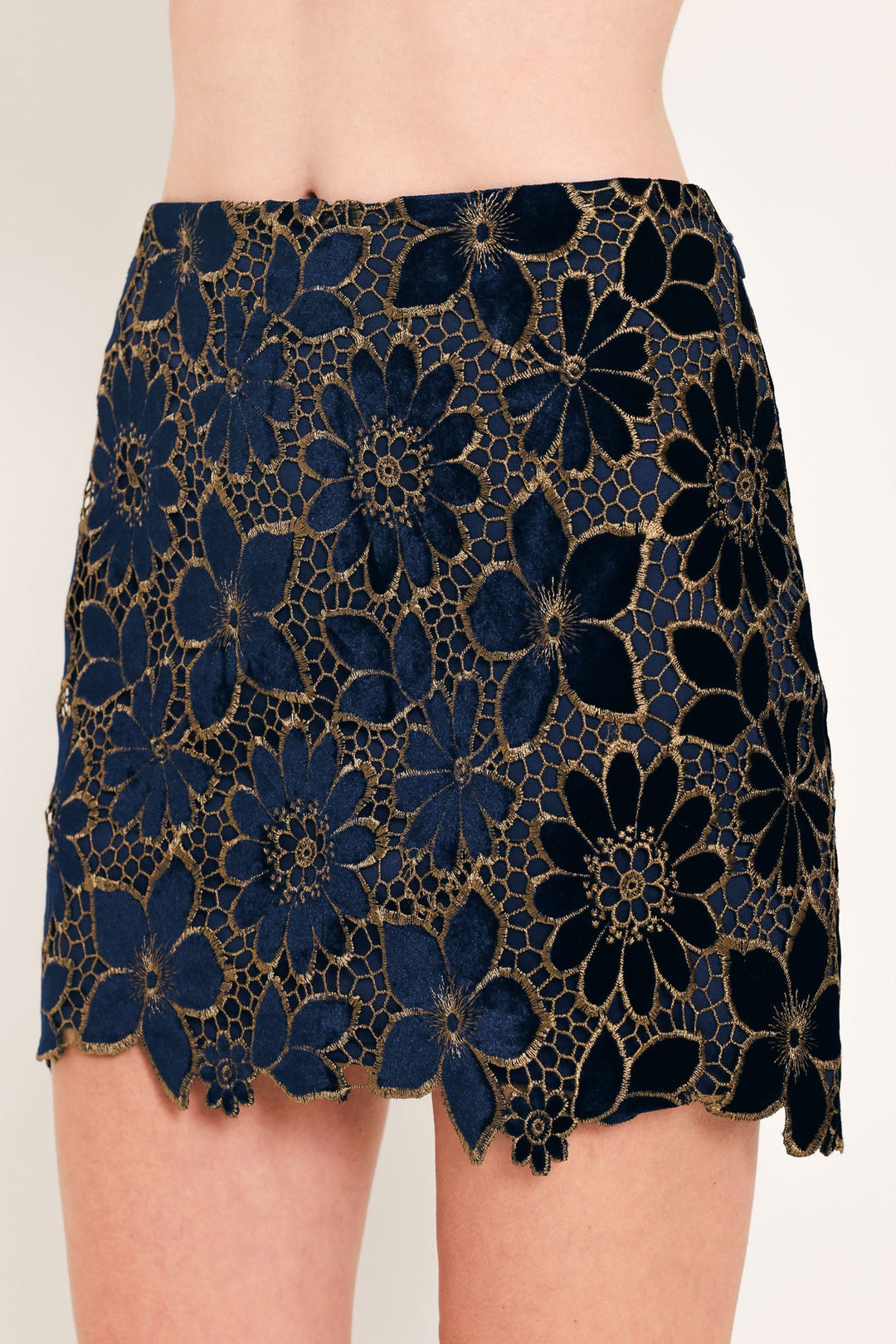 NAVY ROMANCE VELVET LACE MINI SKIRT