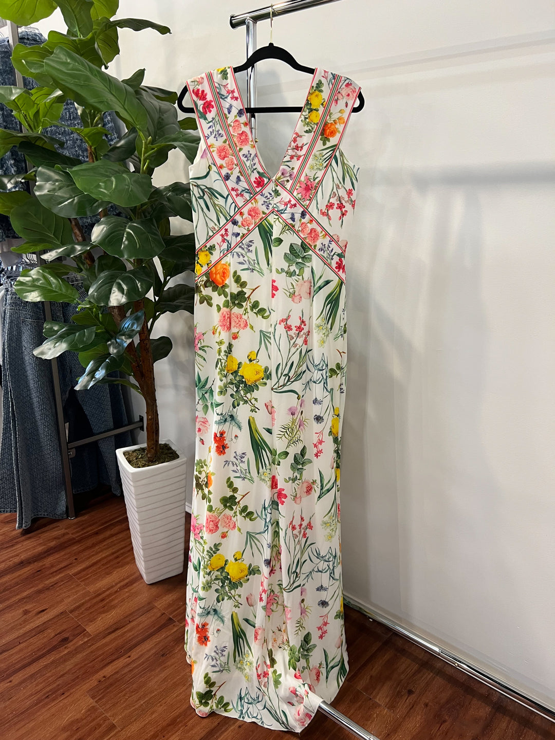 Tadashi Shoji Floral Chiffon Elegant Dress