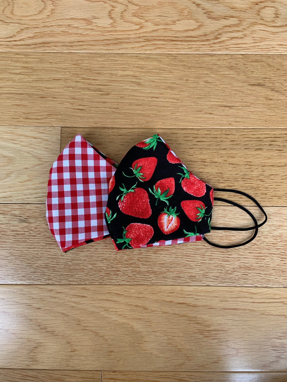 Berry Good / Red Gingham Reversible Mask from KADOU Boutique