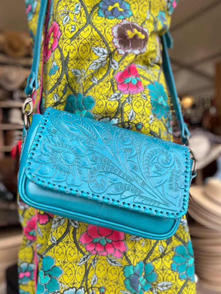 The Suzy | Handcrafted Leather Crossbody Bag from KADOU Boutique