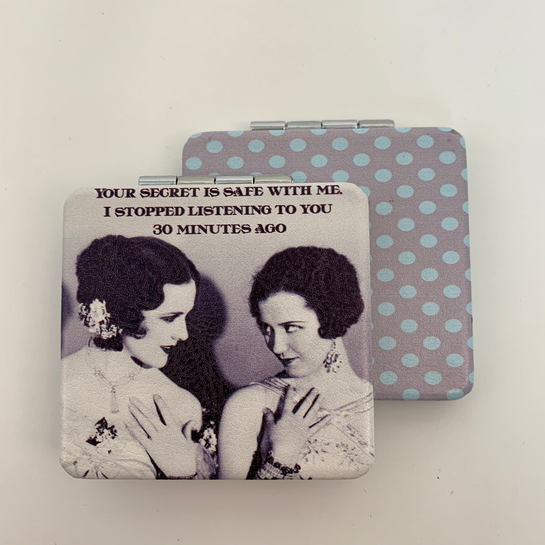 Pocket Folding Compact Mirror With Vintage Image