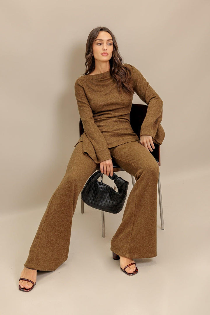 FLARE TOUCH SOLID KNIT PANTS