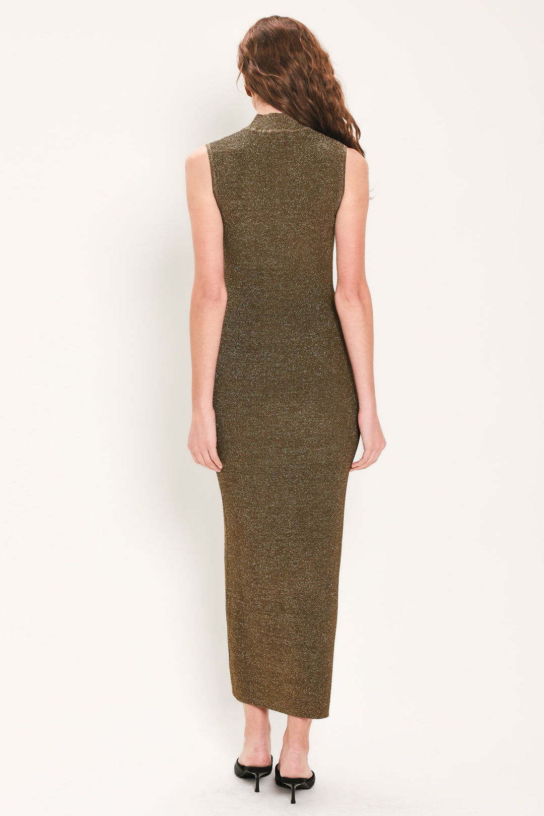 COCOA POISE BROWN KEYHOLE SLEEVELESS SWEATER MIDI DRESS