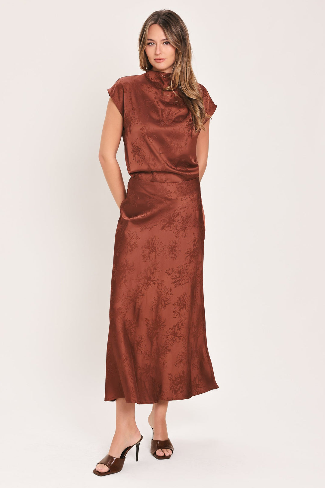 BURGUNDY DYNASTY JACQUARD SATIN FUNNEL-NECK TOP