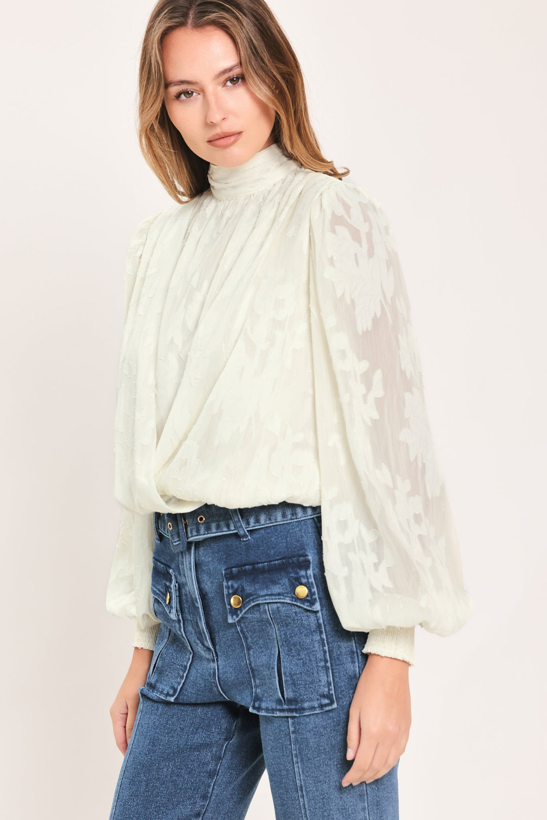 IVORY CLOUD EMBRACE WOVEN JACQUARD TOP