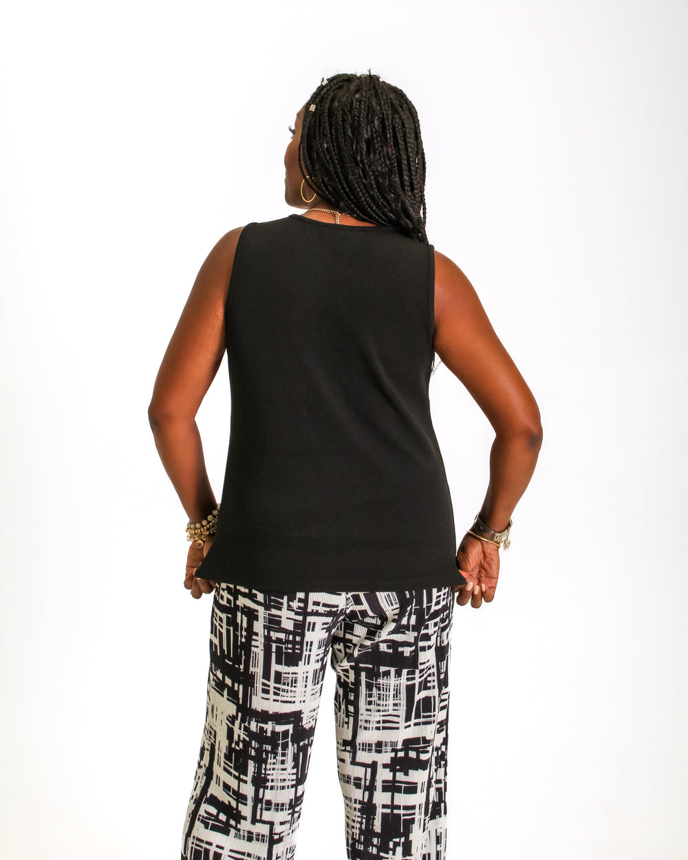Keyhole Sleeveless Top from KADOU Boutique