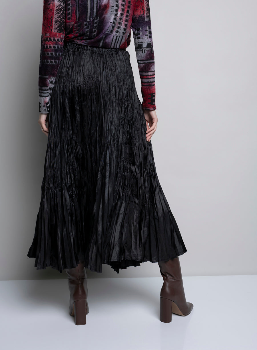 Crinkled Long Skirt from KADOU Boutique